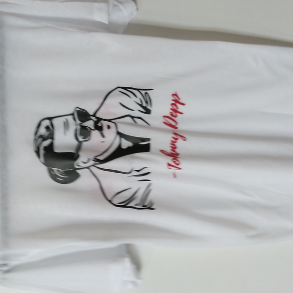 SBC Johnny Depp Short Sleeve V-Neck White T-Shirt - Picture 6 of 7